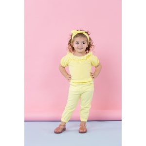 Blusa infantil feminina em malha com bordado inglês e faixa de cabelo Amarelo Claro