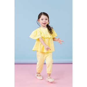 Calça infantil feminina em sarja Amarelo Claro