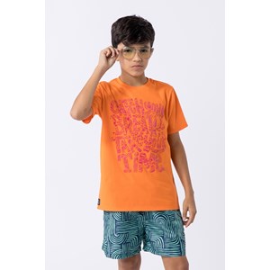 Camiseta infantil masculina em meia malha com estampa camurça Laranja