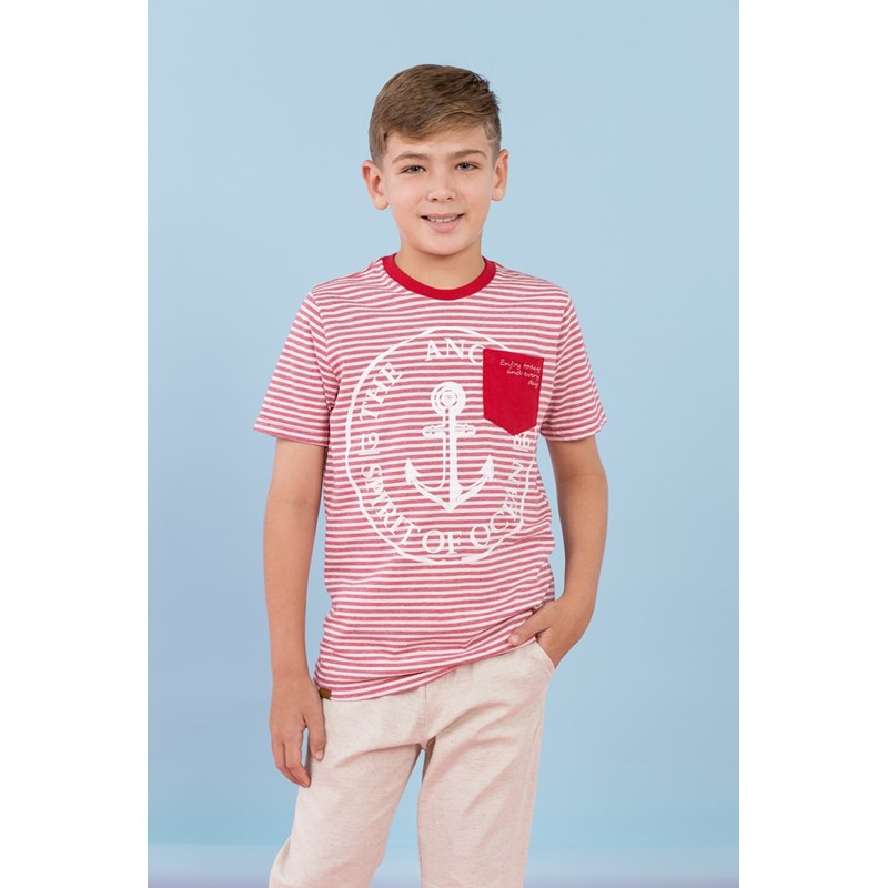 Camiseta infantil masculina listrada frente silkada e bolso bordado Vermelho