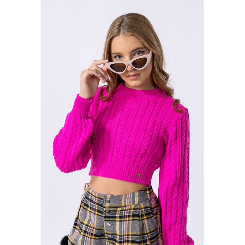 Cropped teen feminino em tricô gola alta Rosa Flúor