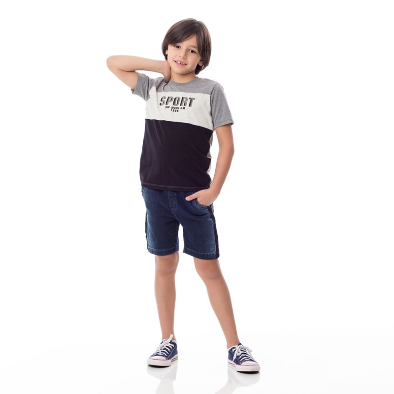 T-Shirt Infantil / Kids Em Malha Com Estampa Frontal E Recortes - Um Mais Um Preto