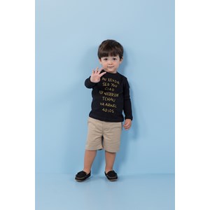 T-shirt infantil masculina manga longa com estampa de frase Preto