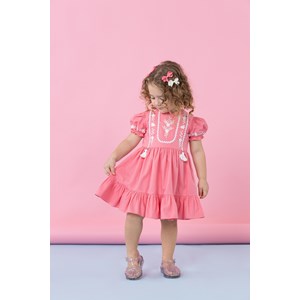 Vestido infantil em tricoline com bordado Coral